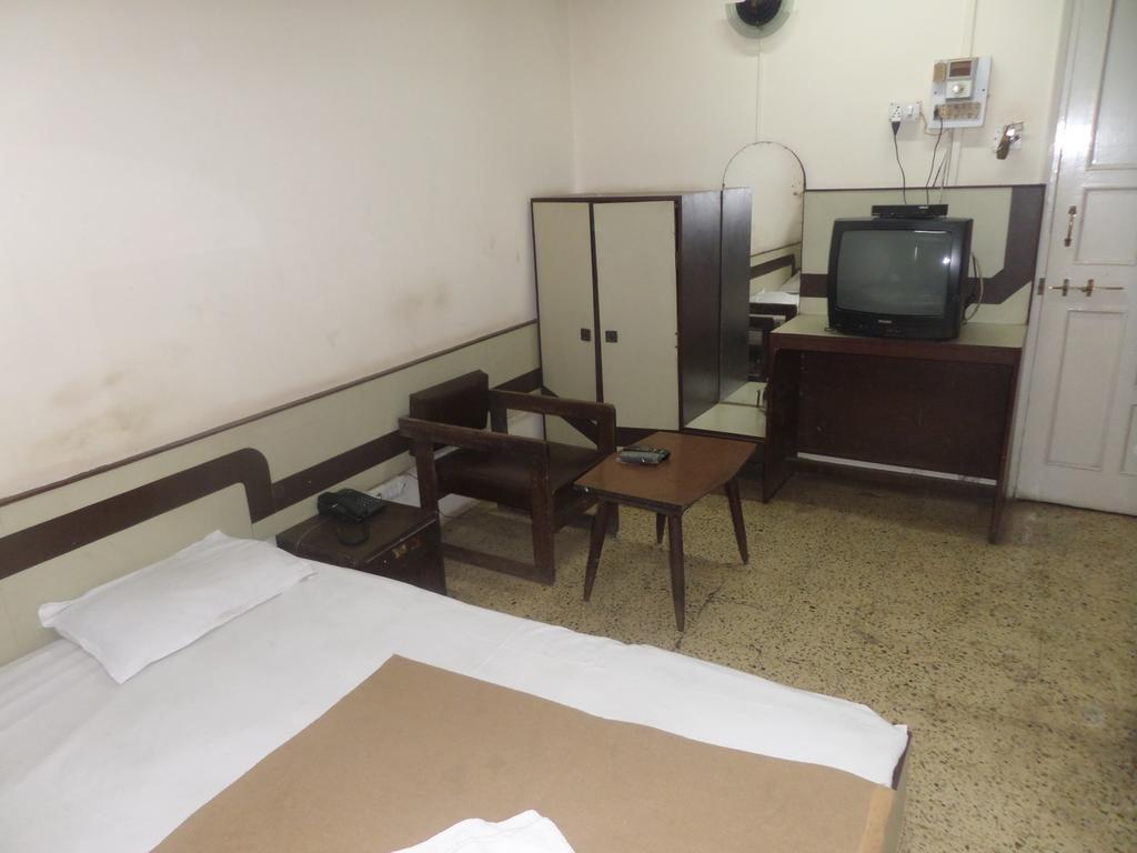Hotel Shilpa Nashik Pokój zdjęcie
